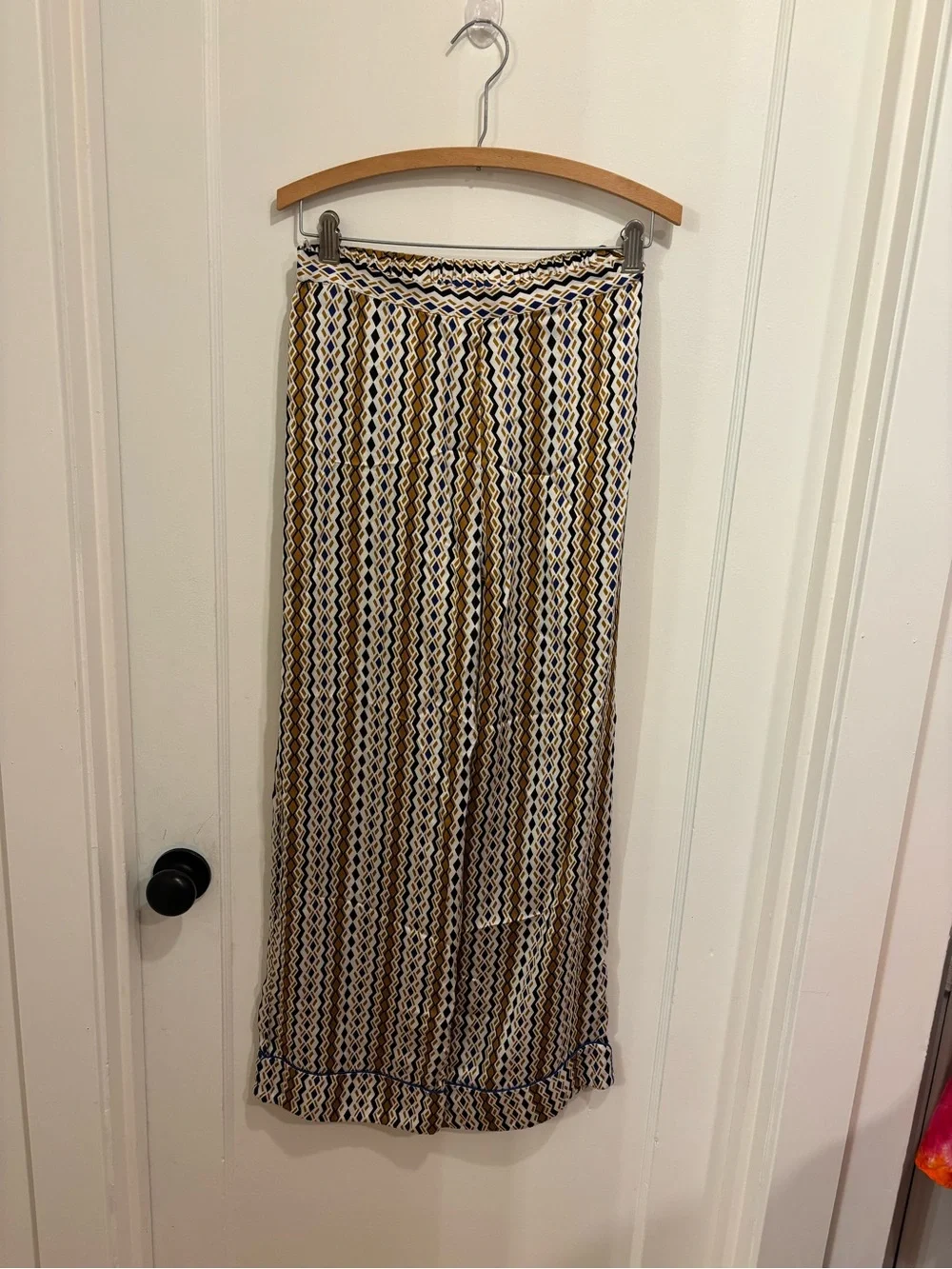 Women's Silk Graphic Print Pants in Navy & Mustard
